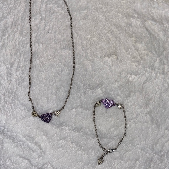 🥳 3FOR30 Guess purple rhinestone heart bracelet and necklace set. - Picture 5 of 5